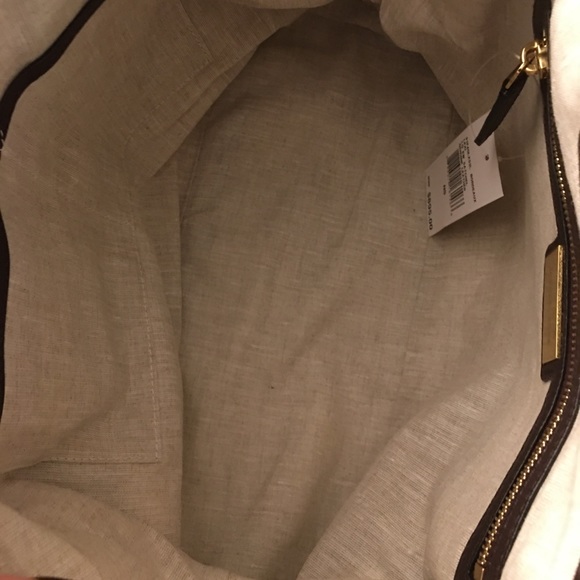 ⭐️NWT !! Michael Kors Collection Lexi Satchel !!⭐️ - Picture 5 of 8